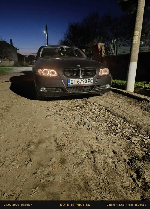 БМВ е 90 2005Г Бензин