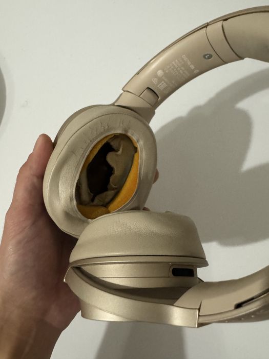 Продам безпроводные наушники Sony wh-h900nn