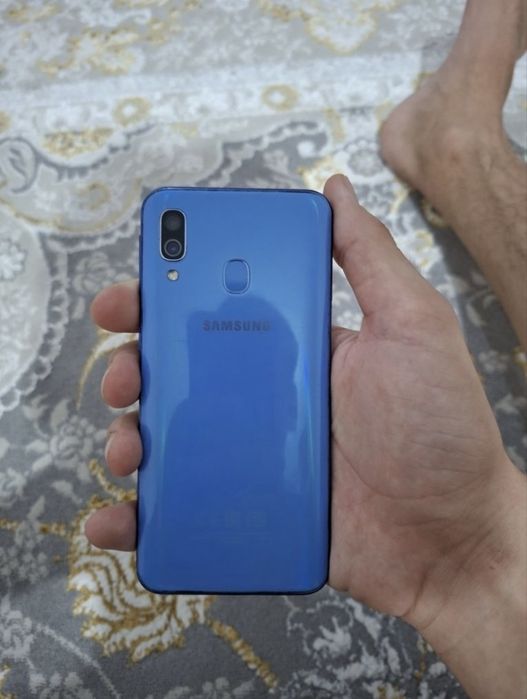 Samsung A40 64gb