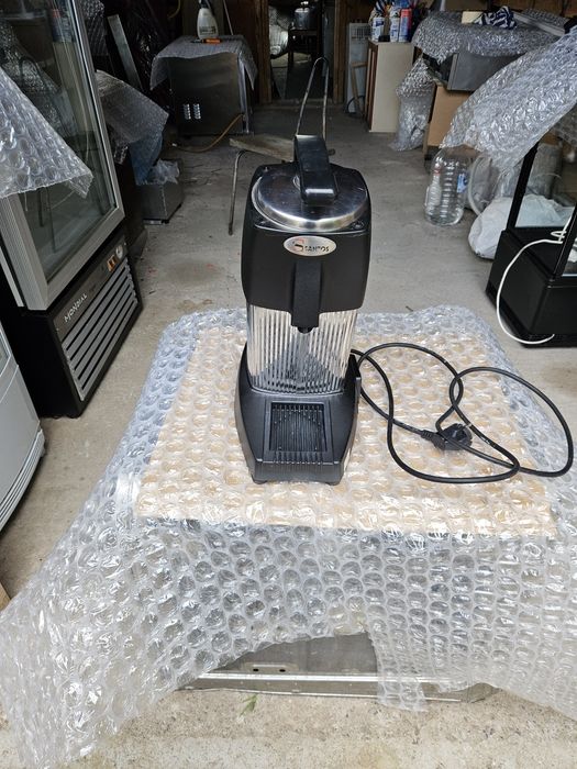 Сокоизстисквачки професионални за меки плодове за фреш барове и заведе