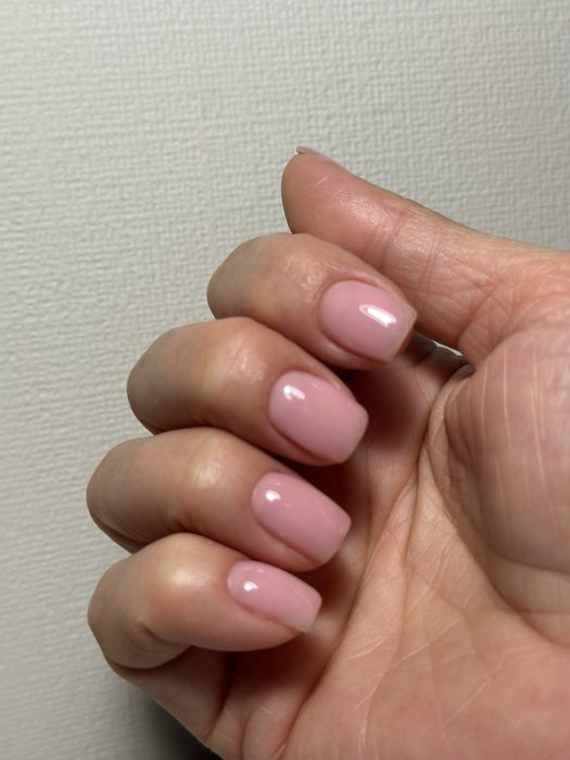 Маникюр бесплатно