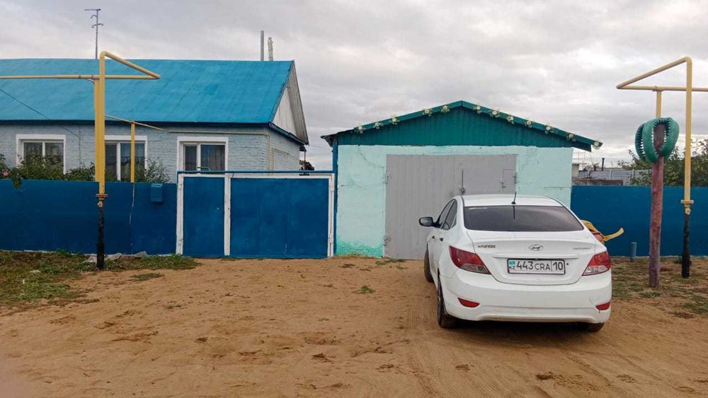 Продаётся ухоженный дом (1/2), в селе Перцовка