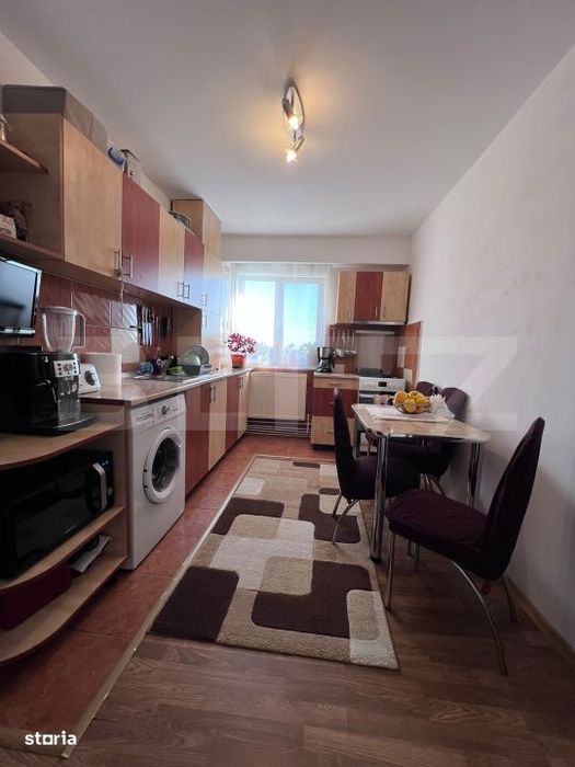 Apartament 3 camere, 55 mp, zona Micro 3