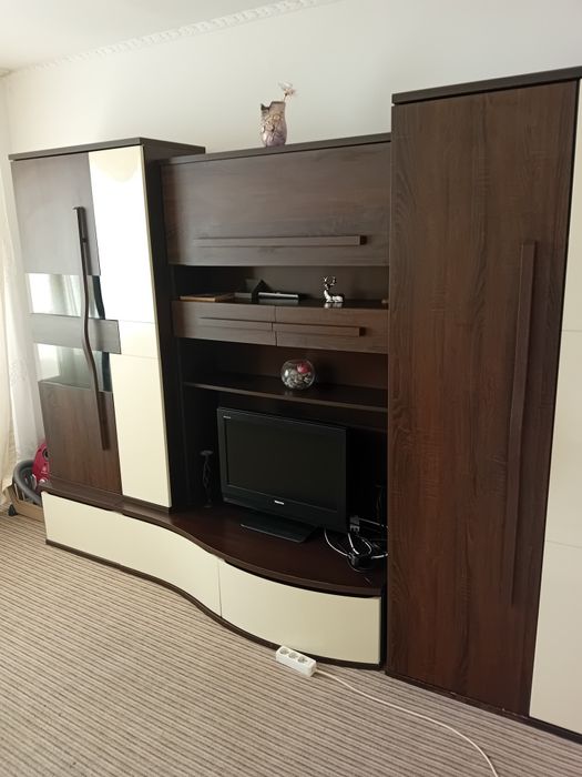 Închiriez Garsonieră