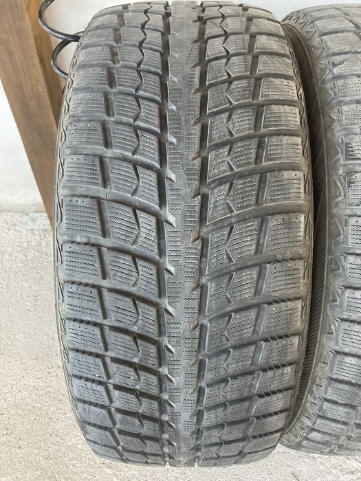 Гуми за джип 285-45-21