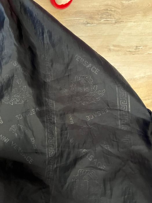 Vând geaca Versace size M 9,7/10