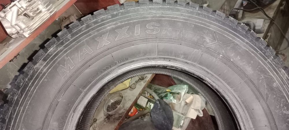 Продам шины б/у зимние