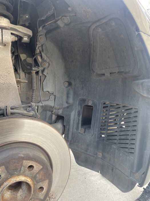 Carenaj roata stanga / dreapta fata complet BMW f10 f11