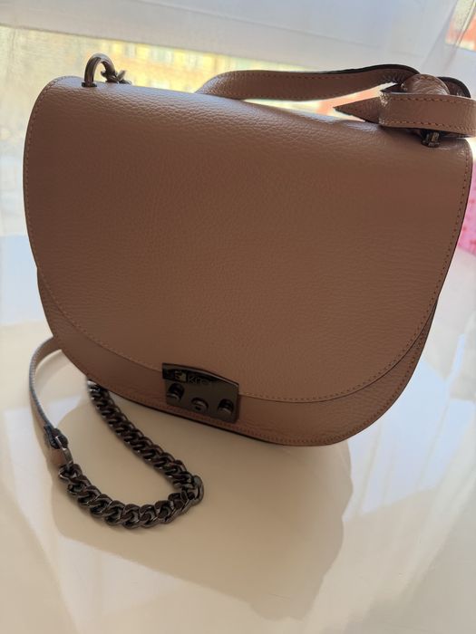 Дамска чанта от естествена кожа