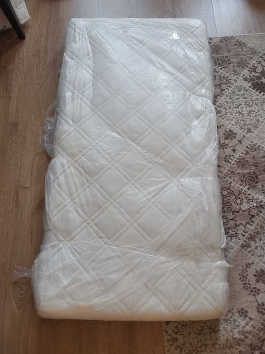 Детски матрак 60x120 в отлично състояние и съхранение.