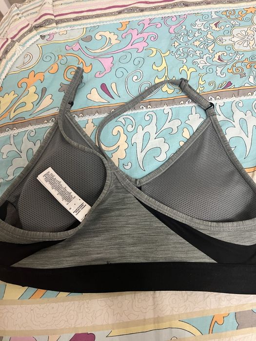 Топ спортивный найк