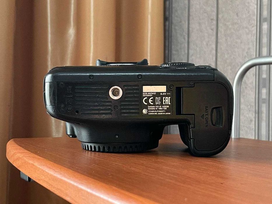 Фотоаппарат Canon EOS 6D (WG) Body
