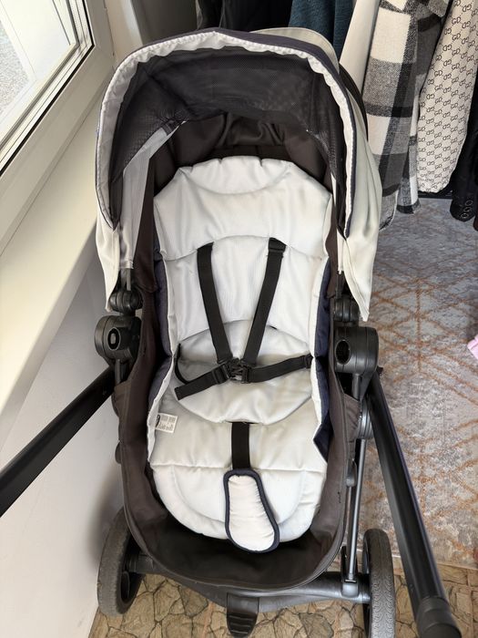Продам коляску Chicco urban