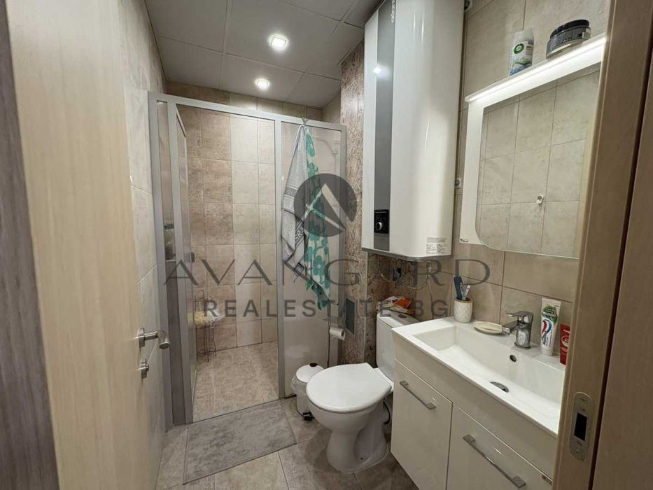 Продава се Двустаен апартамент в Пловдив, Христо Смирненски - 70 кв.м за 2715 €/кв.м - Снимка #9