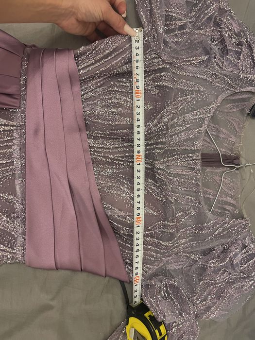 Rochie eleganta mov cu aplicatii