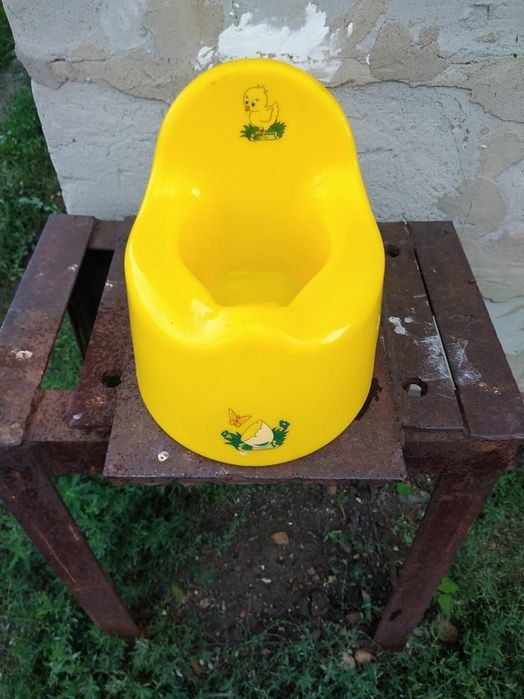 Детский горшок..