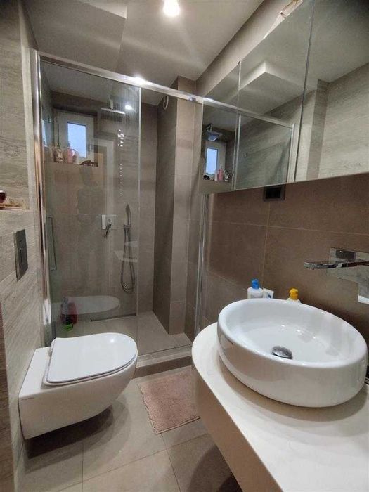 Дава се под наем Двустаен апартамент в София, Център - 54 кв.м за 612 € - Снимка #3