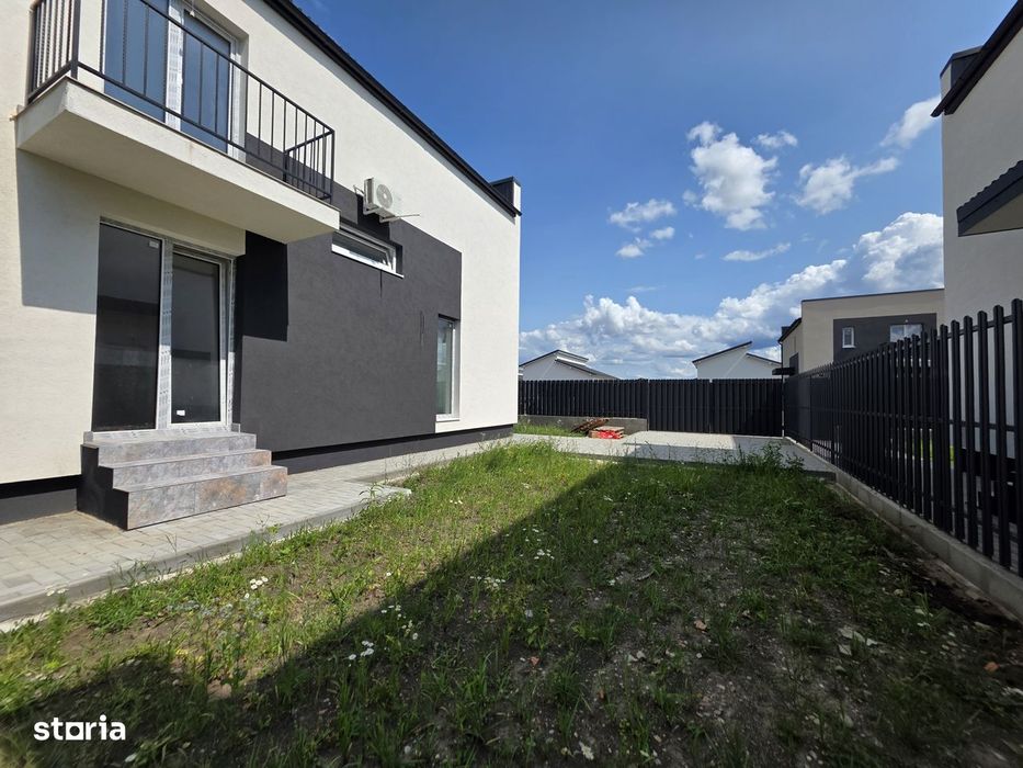Casa individuala finalizata, P+E, teren 300mp, Sanpetru