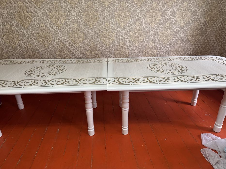 Продается Стол 4 метра