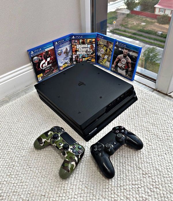 PlayStation 4 prooo 1 terabait