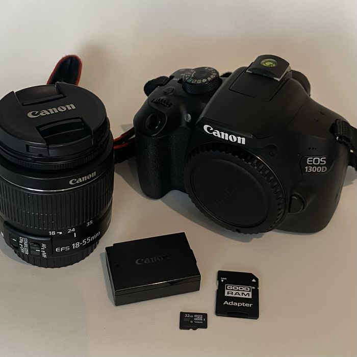 Фотоапарат Canon 1300D