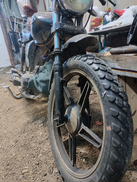 Продам Рейсер 110. На полном ходу.