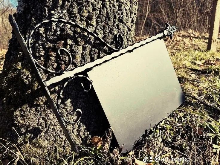 Рекламна табела от ковано желязо