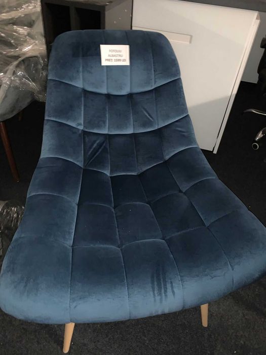 Vand scaune tip fotoliu