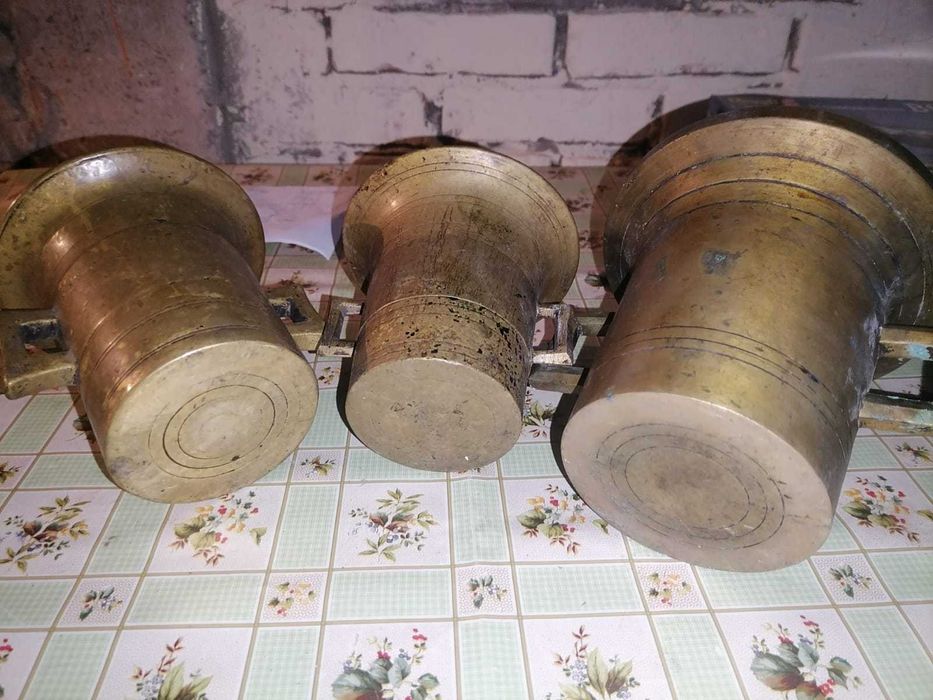 3 mojare bronz marimi si greutati diferite