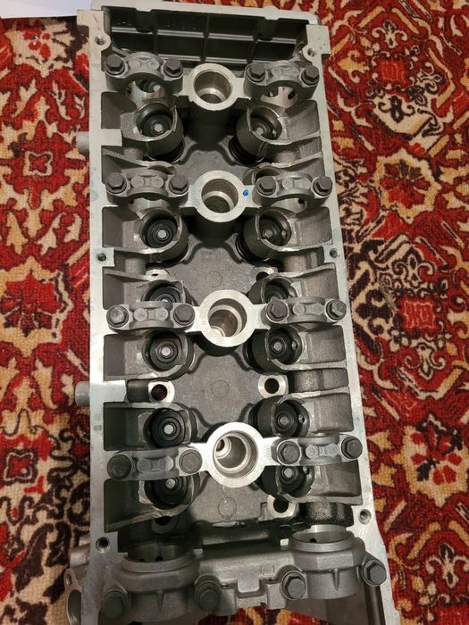 головка цилиндров..