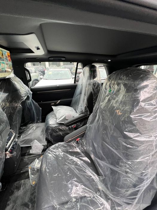 Dongfeng 008 Ultra  Extended Range Hybrid 1.300 km

Yurish masofasi: E