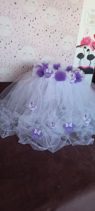 Aranjamente cristelnita personalizate