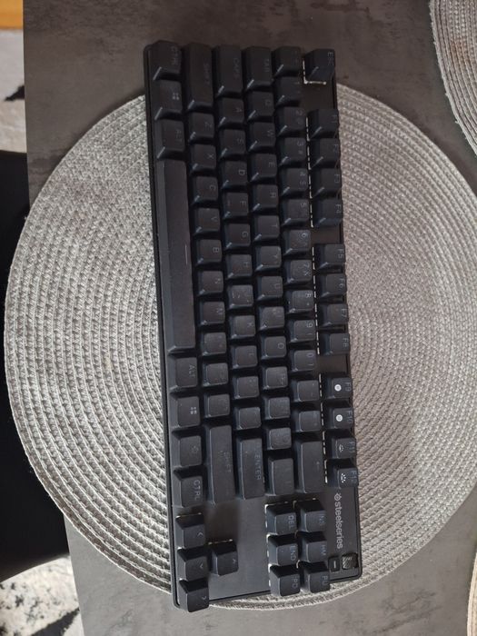 Механична клавиатура steelseries
