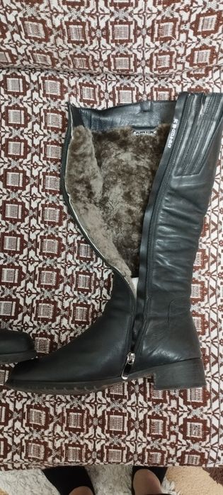 Теплые кожаные сапоги