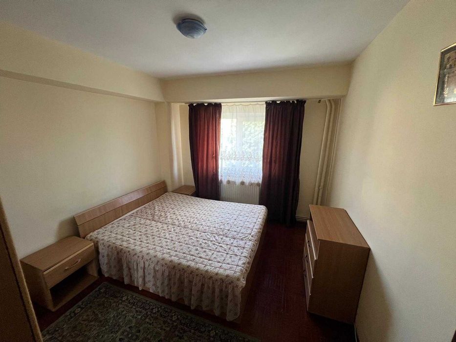 Comision 0. Vanzare Apartament 3 camere, Ultracentral, Decomandat