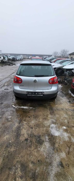 Dezmembram Volkswagen Golf V Cod motor BKD, BKC, BXE, BJB, BUD, BCA