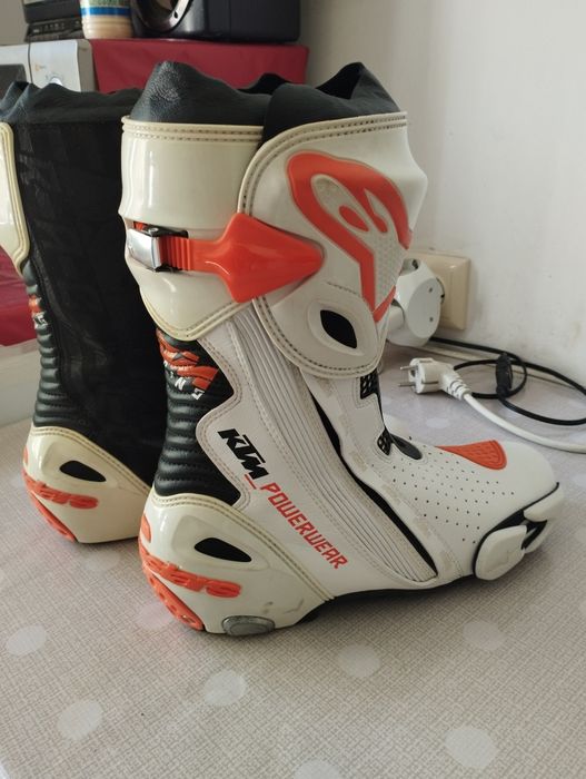 Продам летние мото сапоги