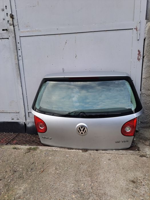 Haion VW Golf 5 2004-2009 fără rugina și lovituri