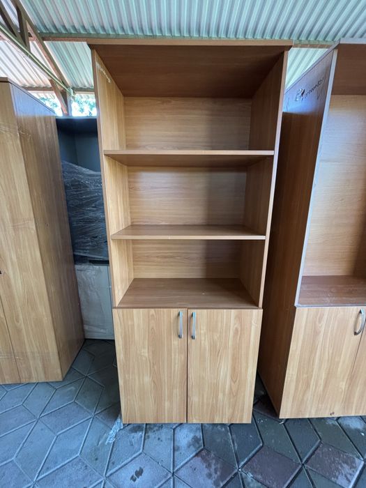 шкаф офисный б/у