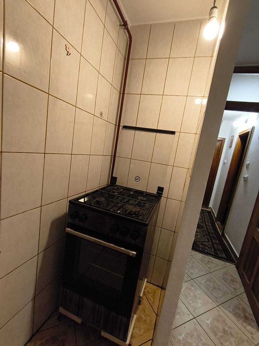 Proprietar, închiriez garsoniera cu contract Anaf _ zona Sineasca