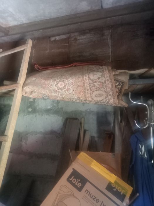 Продам ковры б/У