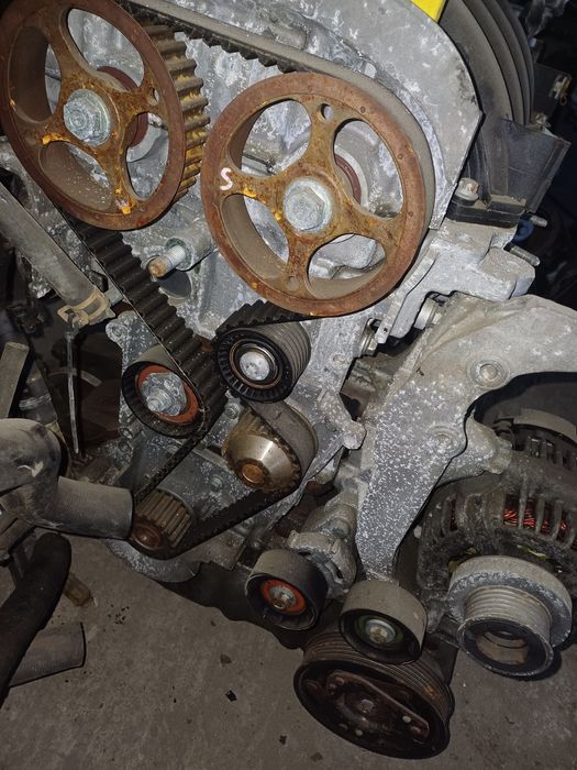 Двигатель К4М от рено на запчасти