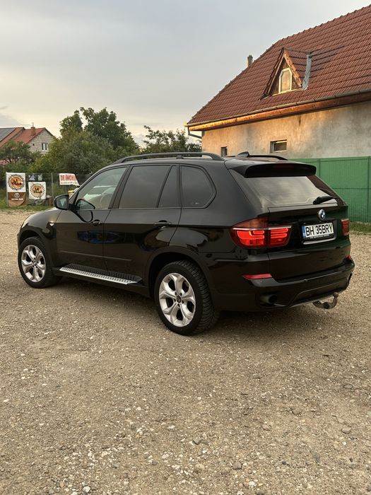 Vind bmw  x5 in stare  buna de functionare