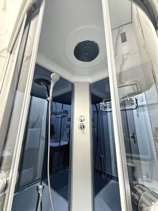 Продам новая Душевая кабина