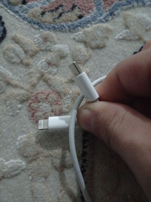 оригинал айфон юзби