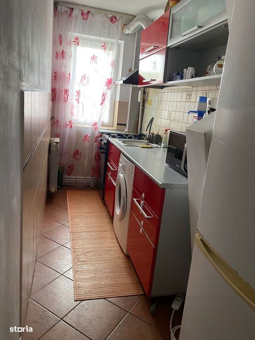 Apartament 2 camere Cofetaria Select- etaj 2/4- 40 mp - 53.000 euro