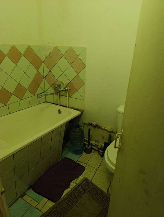 Сдается 3 комнатная квартира на Кондитерской в городе Янгиюле 200$