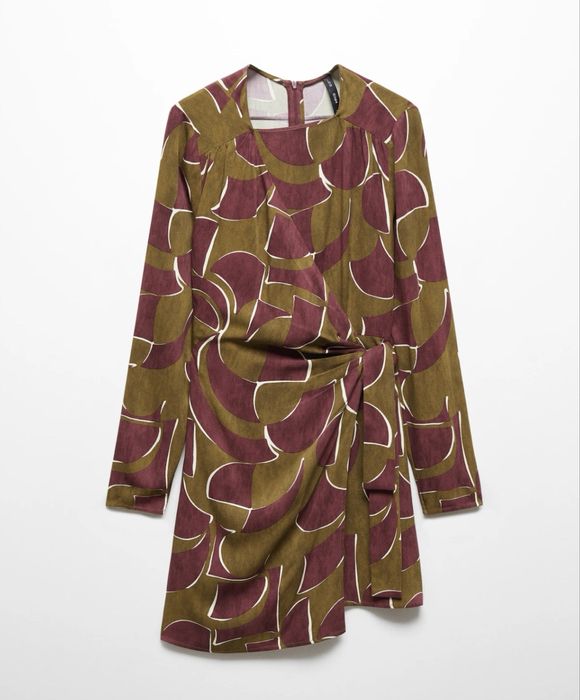 РОКЛЯ С ПРЕХЛУПВАНЕ mango с етикет