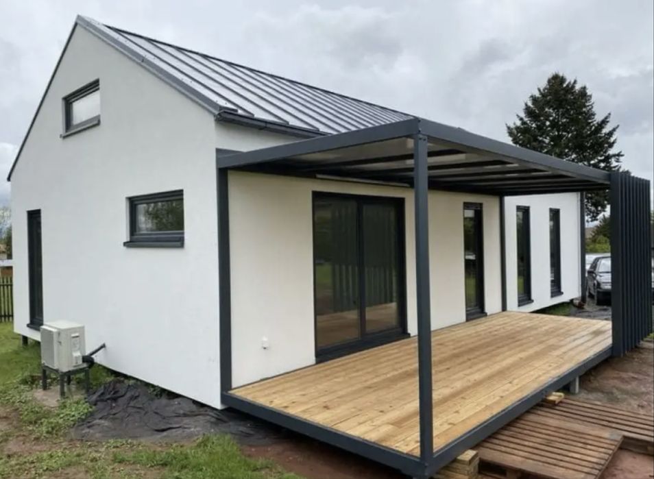 Case modulare pe structura metalica