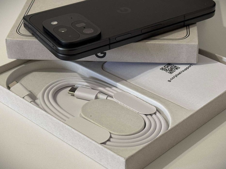 Бартер! Google Pixel 9 Pro Fold 512GB Obsidian (Черен)